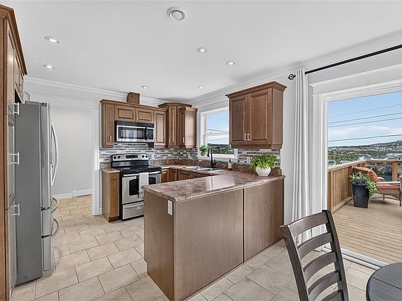 4th image of 10 Hermitage Place