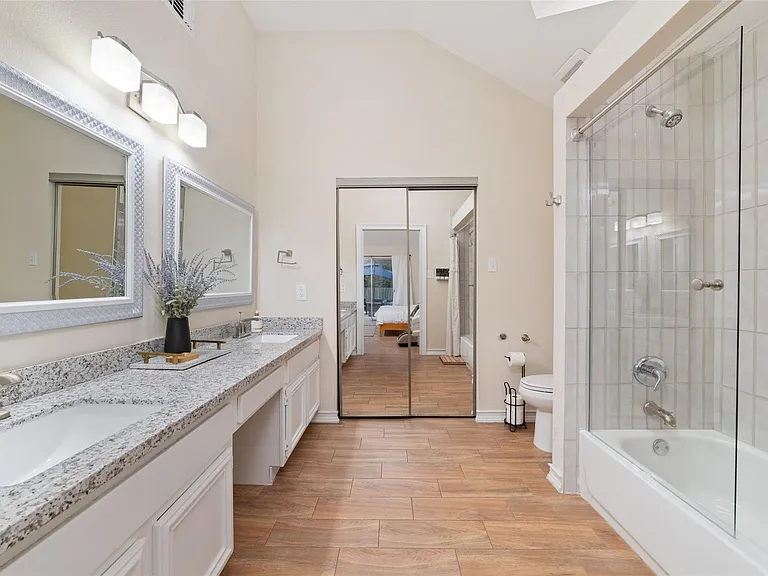 36 N Rain Forest Ct — Photo 16