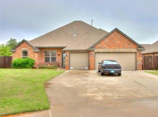 1708 W Augusta Cir, Yukon, OK 73099