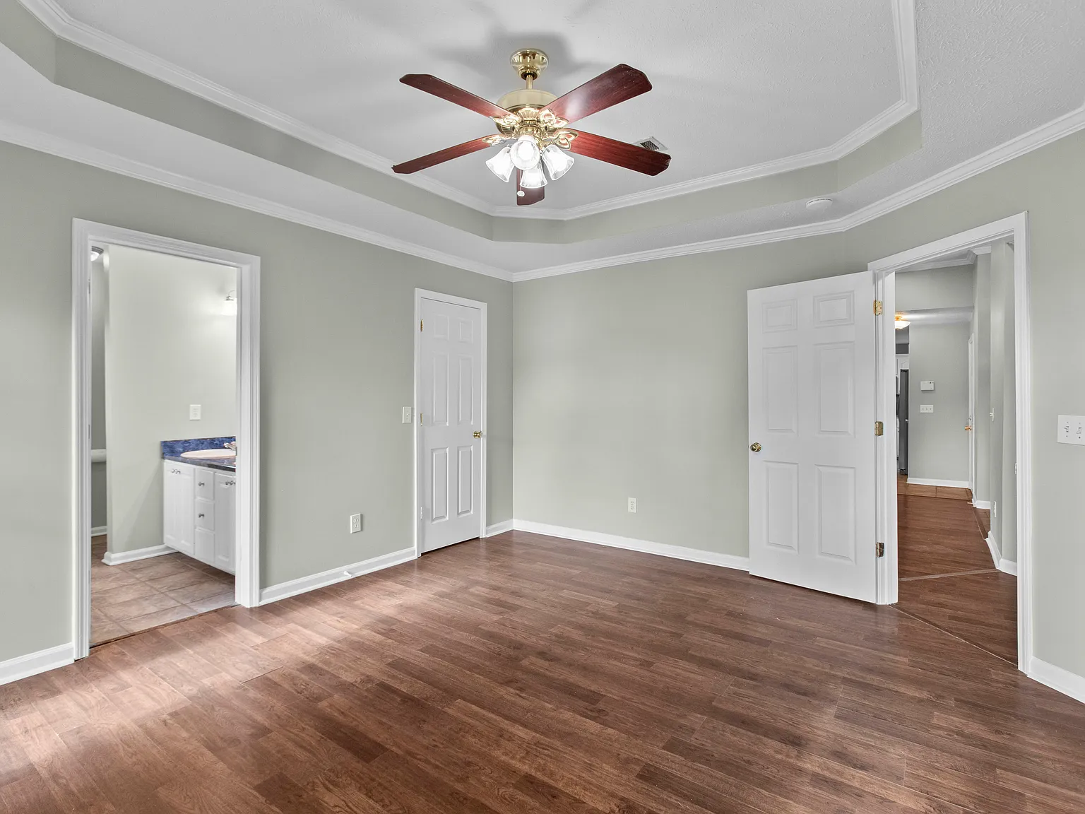 3 bed, 1535 sqft, $2,100 — Photo 2