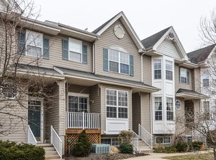 8 Clearbrook Ln, Flemington, NJ 08822