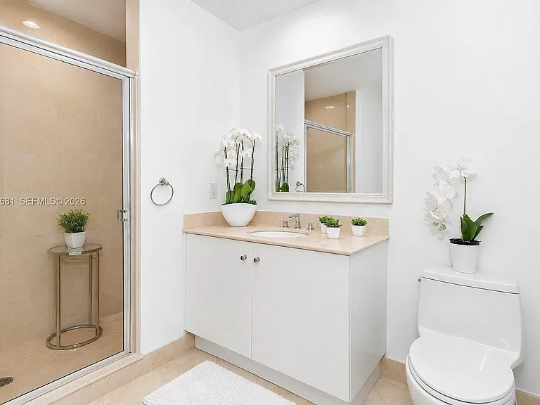 100 S Pointe Dr #1507 — Photo 11