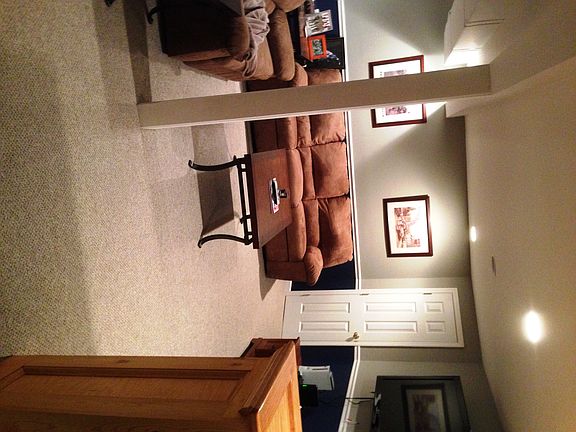 5th image of 135 Pinebrook Dr