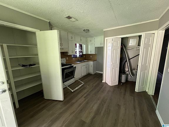 4th image of 4855 Shadyview Dr