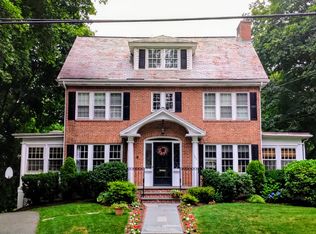 150 Moffat Rd, Newton, MA 02468