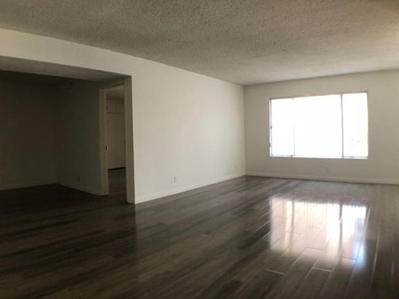 5th image of 320 S Clark Dr #227