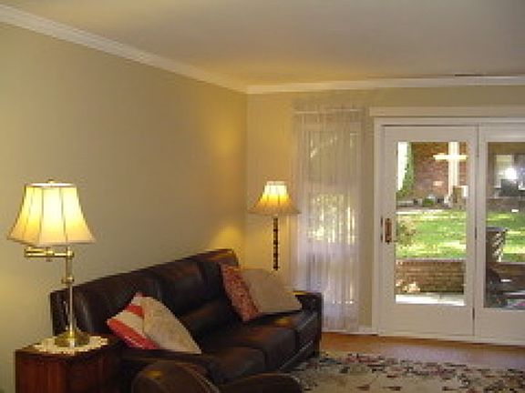 5th image of 26 Mews Ln #26