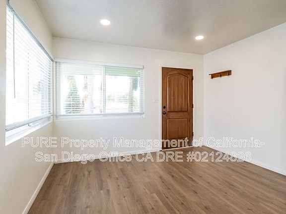 4th image of 4134 1/2 32nd St