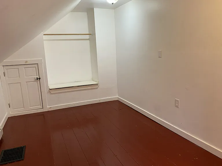 Franklin St — Photo 16