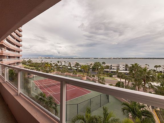 5th image of 1310 Gulf Blvd APT 14D