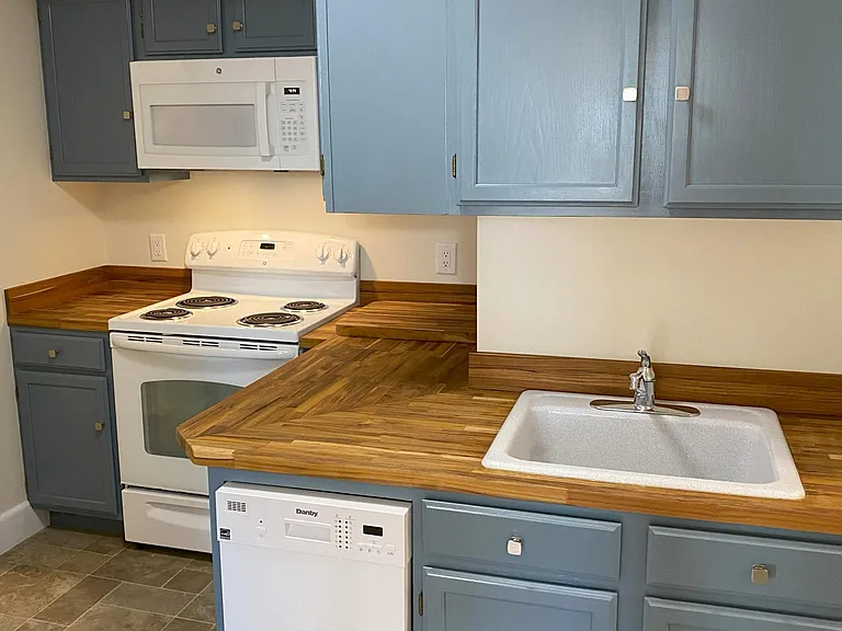 64 Main St #2 — Photo 7