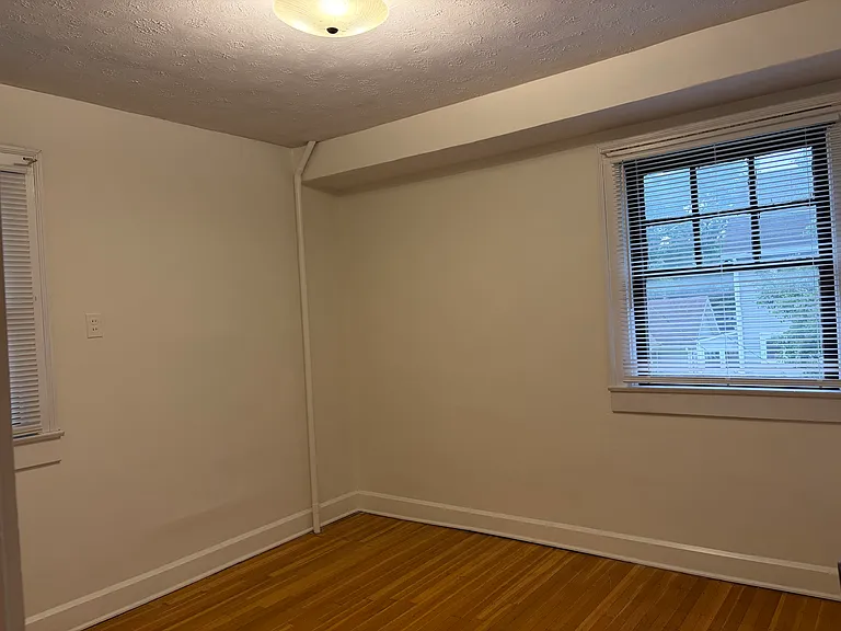 4901 Central Ave — Photo 11