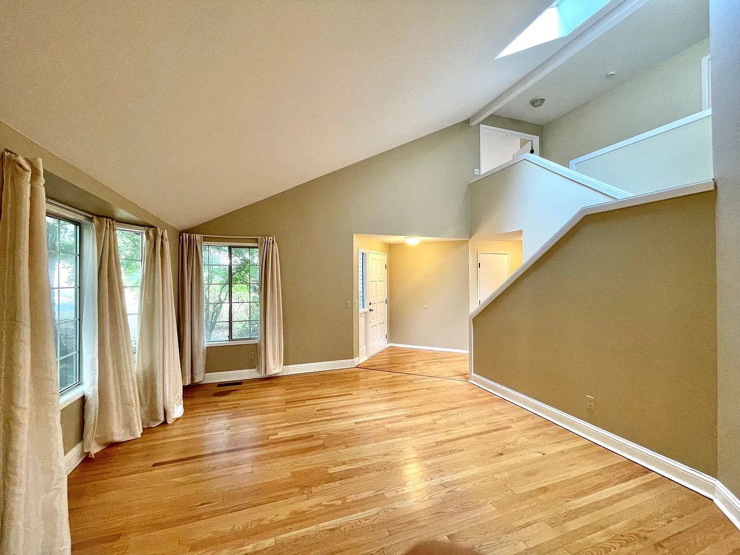 Great Home For Rent — Photo 4