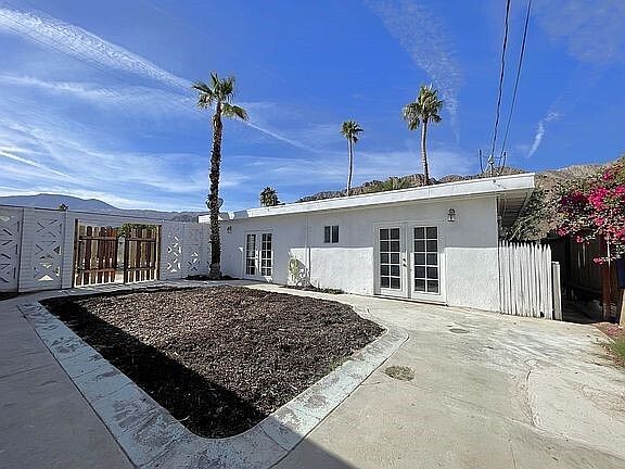 2nd image of 77379 Calle Sinaloa