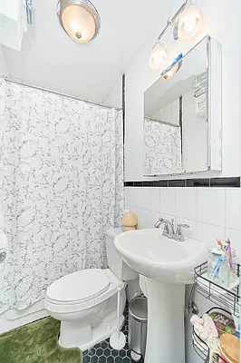 Rented by Living New York | media 10