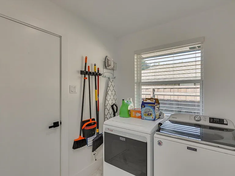 7414 Authon Dr — Photo 31