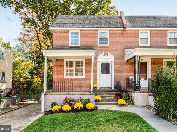 703 Humphreys Rd, Ardmore, PA 19003