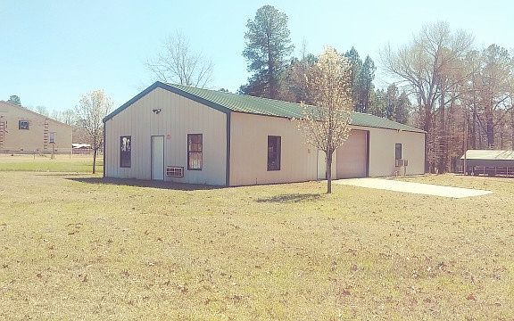3rd image of 16710 Highway 79