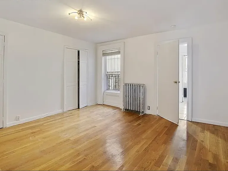 739 Quincy St #1 — Photo 2