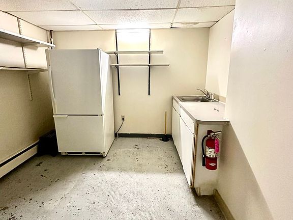 5th image of 100 Evergreen St #100-B1