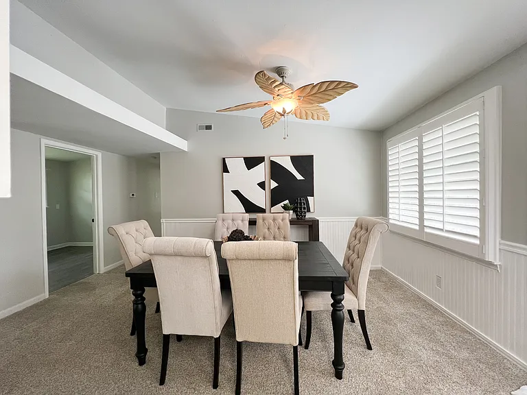 615 Crest Ct — Photo 9