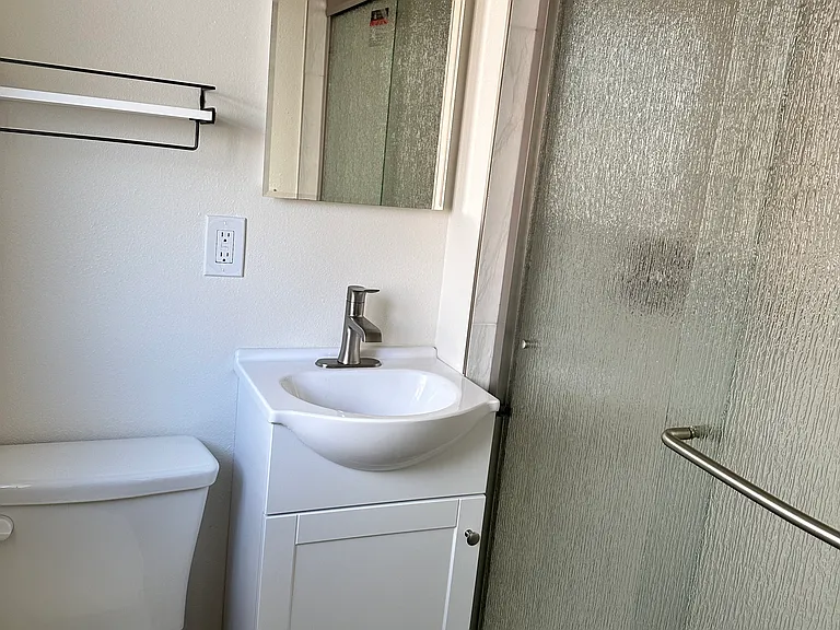 5066 Voltaire St #4 — Photo 21