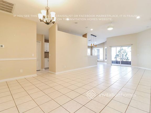 3rd image of 1022 Torreya Way