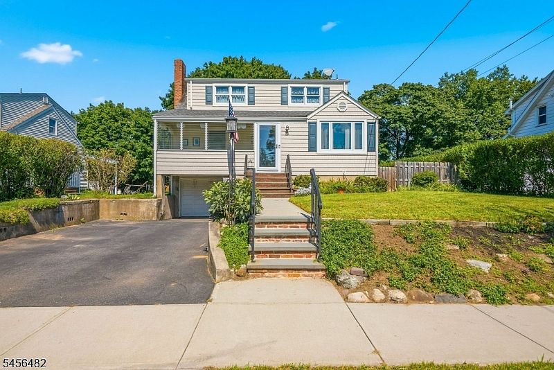 1st image of 71 Schuyler Ave