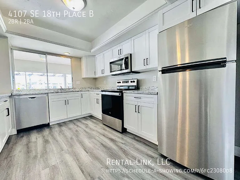 4107 SE 18th Pl #B — Photo 12