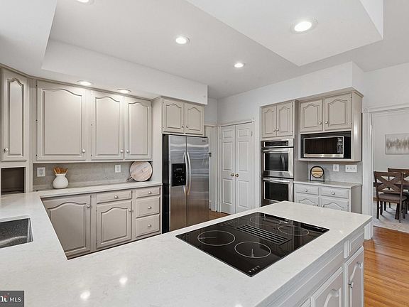 4th image of 4308 High Ridge Rd