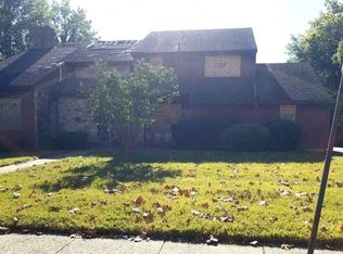 610 Clifton Ave, Sharon Hill, PA 19079