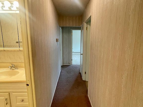 4th image of 14935 81st St Floor 1