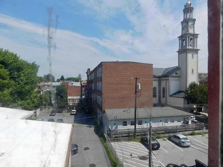 111 E Church St #E — Photo 11