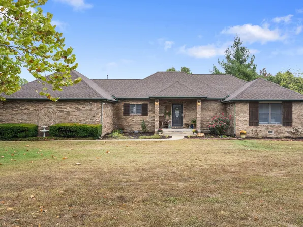 468 Munson Hill Drive, Marshfield, MO 65706