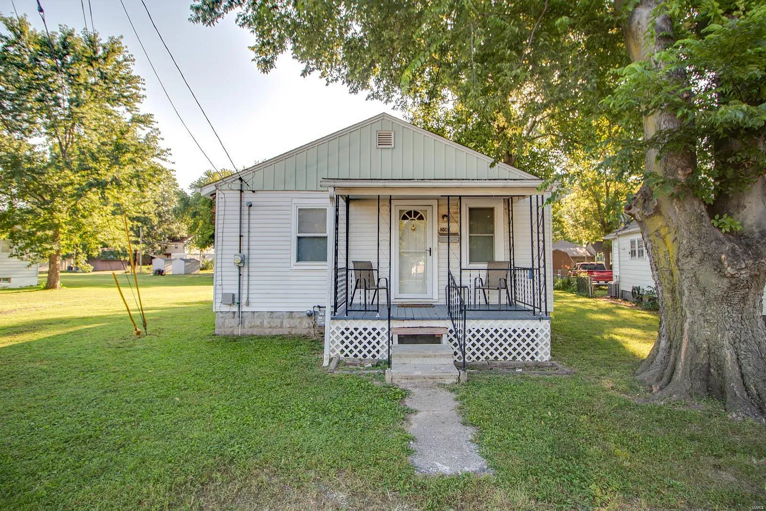 200 Lakeside Ave photo 1