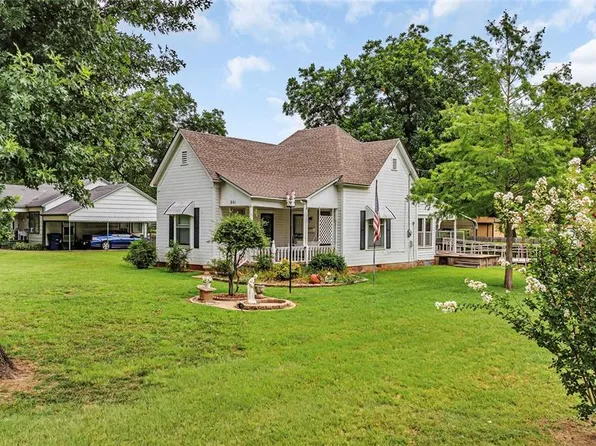 801 N Carr Ave, Wynnewood, OK 73098