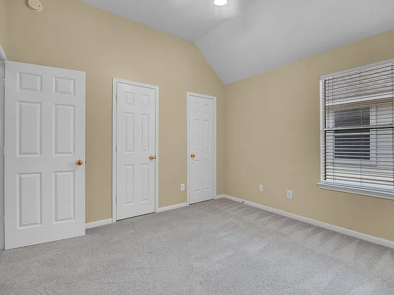 2919 Silverbit Trail Ln — Photo 32