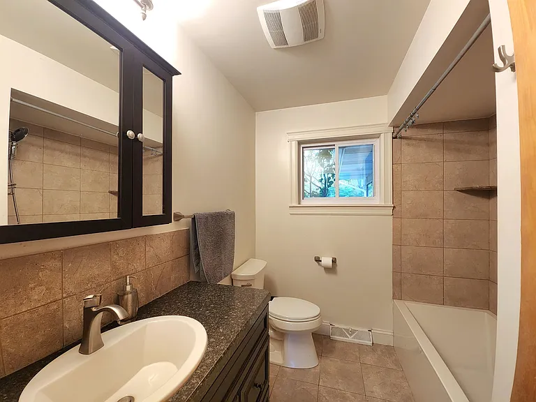 5 Valentine Ct — Photo 8