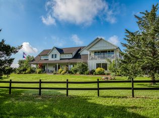 9352 Lake Dr, Chappell Hill, TX 77426