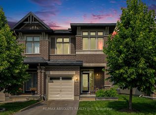 560 Triangle St N, Ottawa, ON K2V0M5