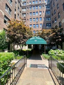 50 Glenwood Ave APT 801, Jersey City, NJ, 07306