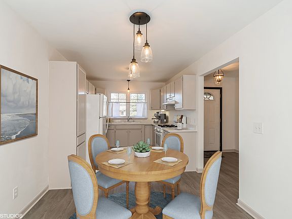4th image of 260 Penny Ln #260