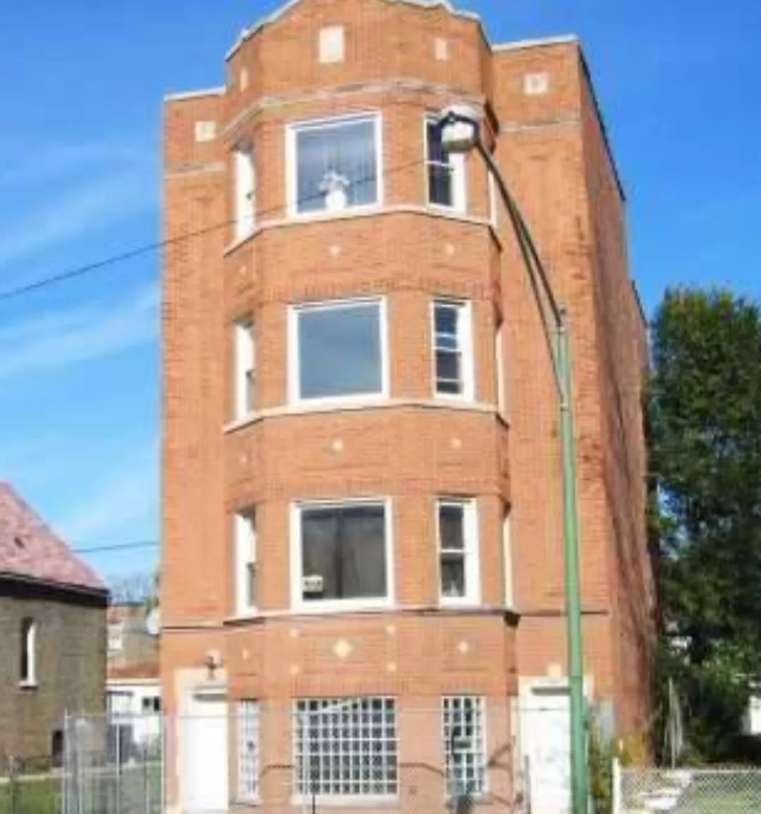 4128 W Van Buren St — Photo 1