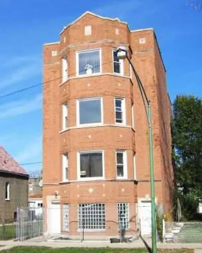 4128 W Van Buren St #2 Photo 1