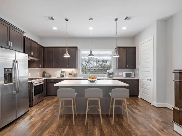 1408 Cleburne St, Houston, TX 77004