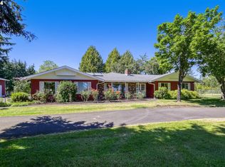 28151 Edgewater Dr, Eugene, OR 97402