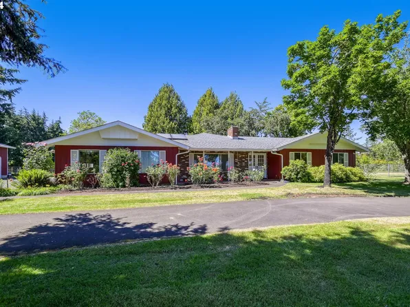 28151 Edgewater Dr, Eugene, OR 97402