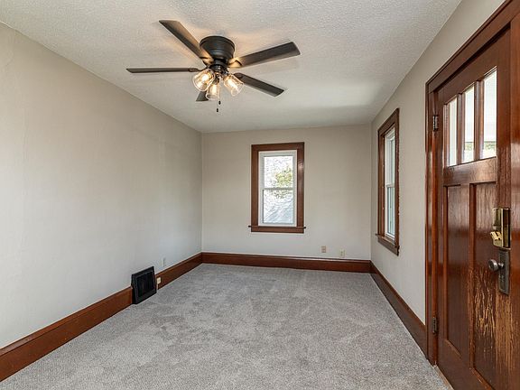 5th image of 448 8th Ave S