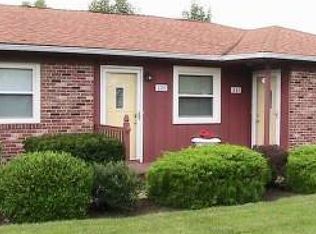 231 W Green Meadows Dr, Greenfield, IN 46140