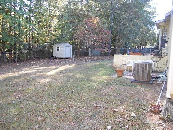 4th image of 5425 Forest Downs Cir